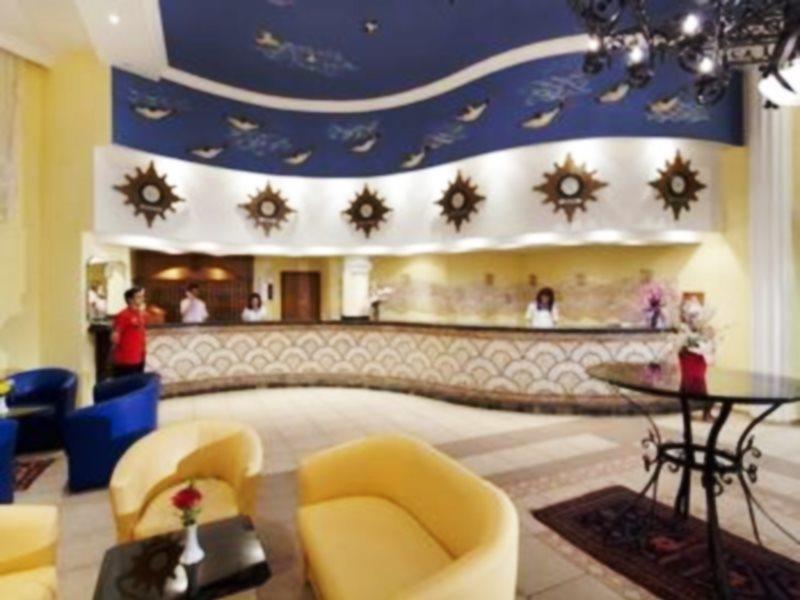 Sandy Beach Hotel Side Exterior foto