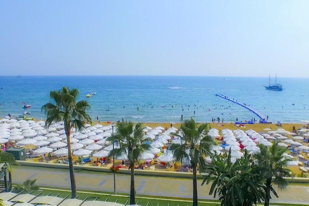 Sandy Beach Hotel Side Exterior foto